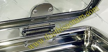 Nồi thiết kế bản lề trục thủy lực giữ cho nắp đóng mở nhẹ nhàng không gây ồn, giảm âm.