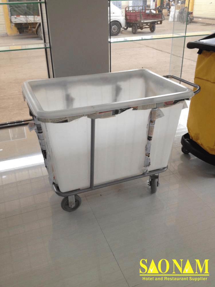 xe thu dọn đồ ướt