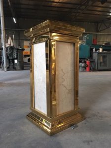 thùng rác đá hoa cương