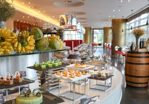 Kệ trưng bày thức ăn buffet giá rẻ