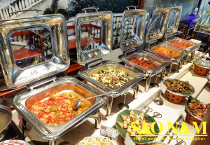 Nồi hâm buffet trưng bày thức ăn buffet tại nhà