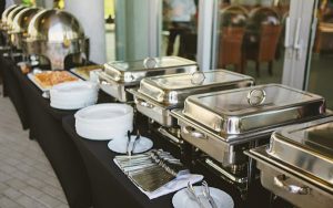 Những điều bạn cần biết khi mua nồi hâm buffet cho nhà hàng, khách sạn